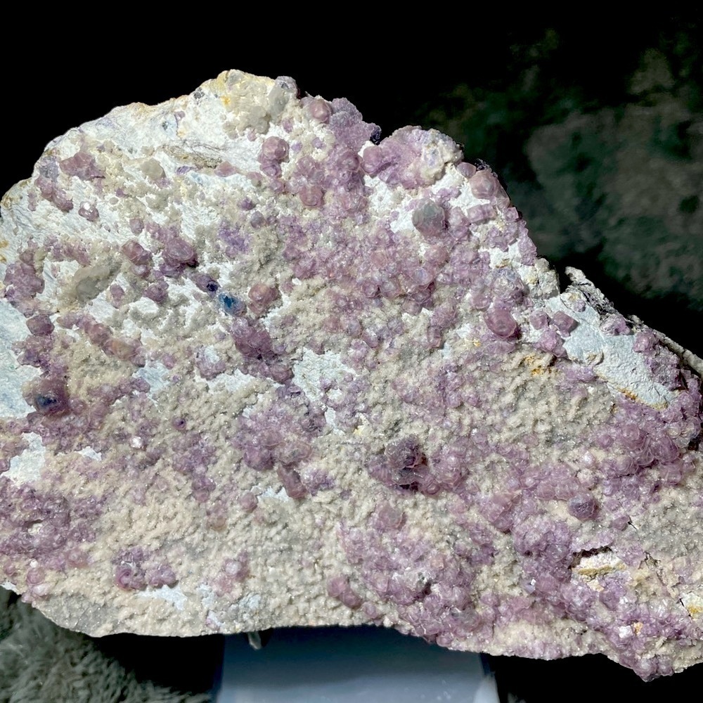 Raw crystal cluster- XL PURPL FLUORITE SUGAR CALCITE, lav purple, cubes UV 6”x5”